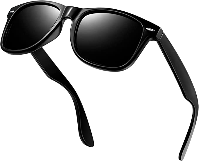 Ett par svarta Wayfarer-solglasögon